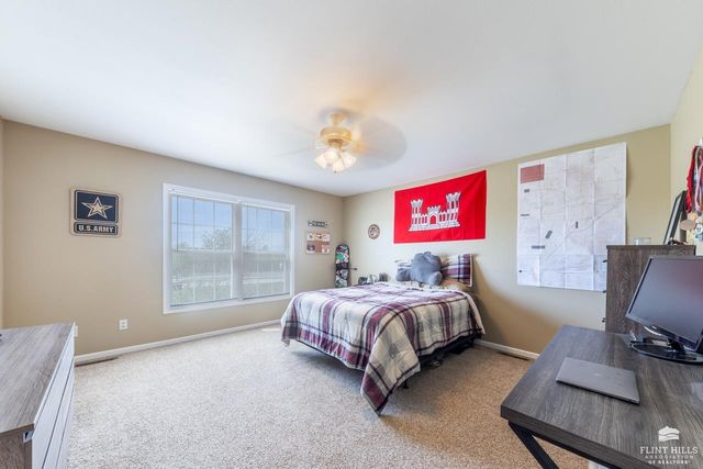 1044 Burton Place, Manhattan, KS 66503