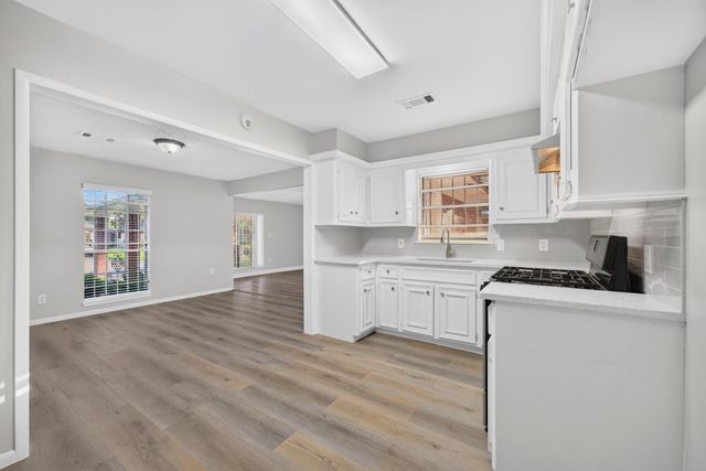 6127 Rietta Street, Houston, TX 77016