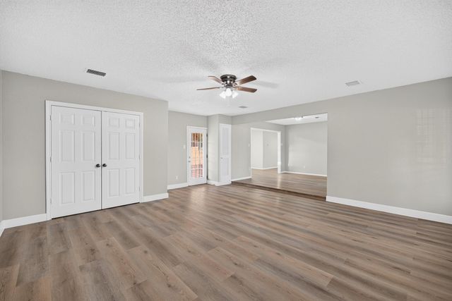 6127 Rietta Street, Houston, TX 77016