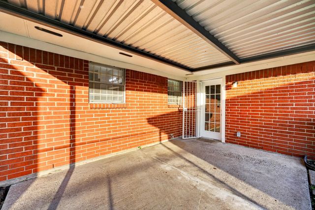 6127 Rietta Street, Houston, TX 77016