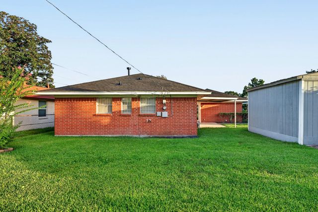 6127 Rietta Street, Houston, TX 77016