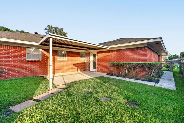 6127 Rietta Street, Houston, TX 77016