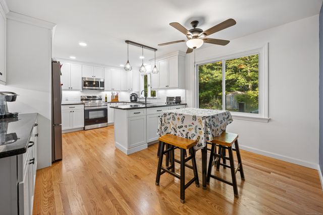 23 Hampden Road, Somers, CT 06071