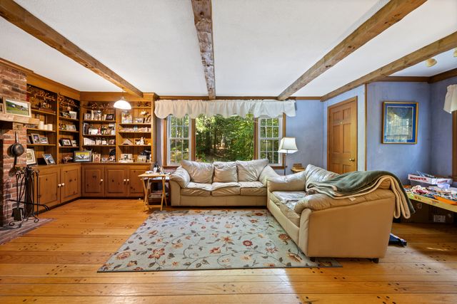 23 Hampden Road, Somers, CT 06071