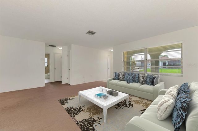 256 PERIWINKLE ROAD, Venice, FL 34293