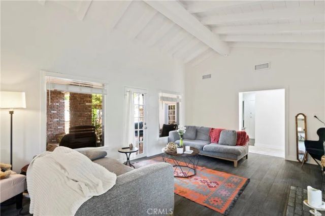 23003 Mariano Street, Woodland Hills, CA 91367