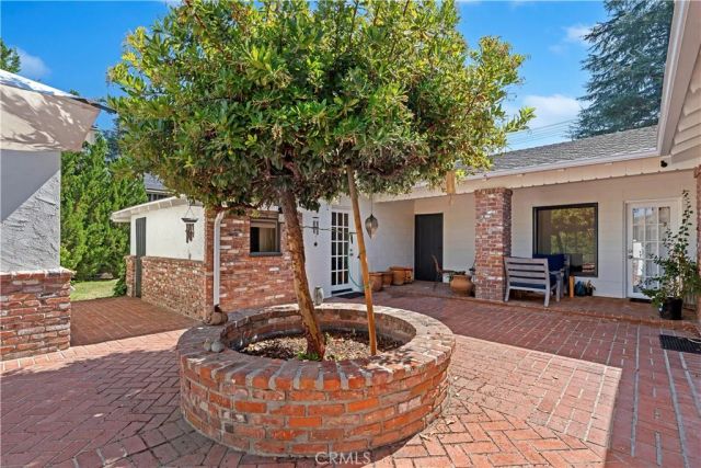23003 Mariano Street, Woodland Hills, CA 91367