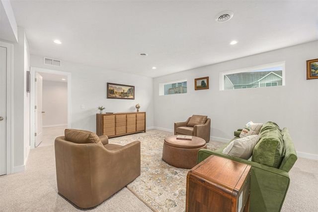 Unit 79 Rose Ridge Drive, Rockford, MI 49341