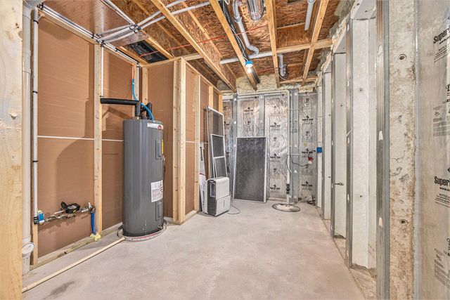 Unit 79 Rose Ridge Drive, Rockford, MI 49341