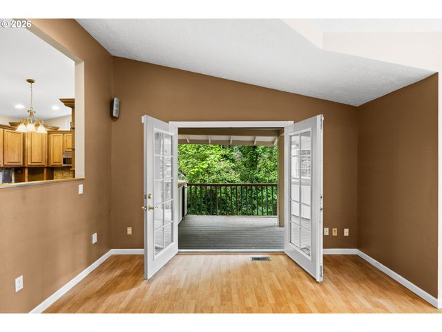 231 Ne SCOTT Dr, Gresham, OR 97030