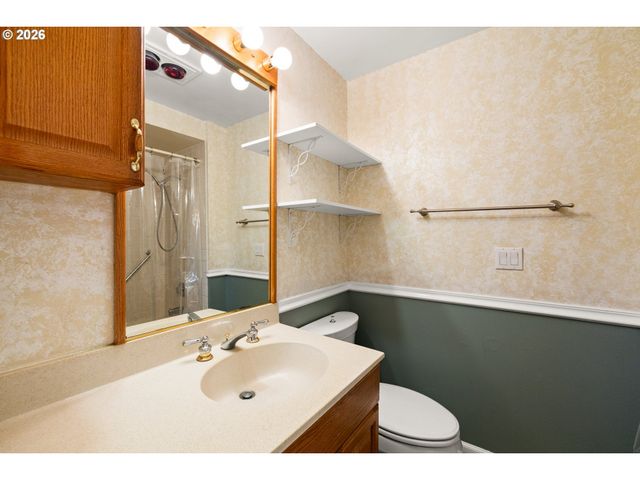 231 Ne SCOTT Dr, Gresham, OR 97030