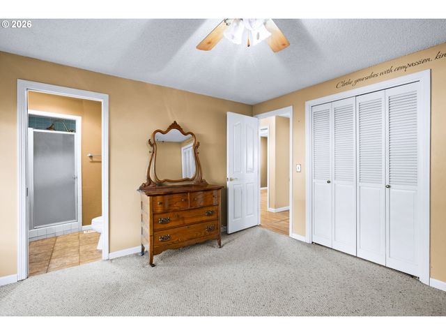 231 Ne SCOTT Dr, Gresham, OR 97030