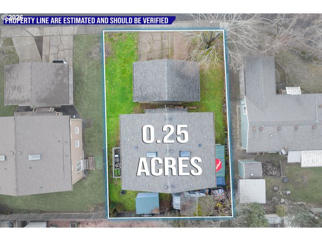 215 SMITH Loop, Springfield, OR 97478