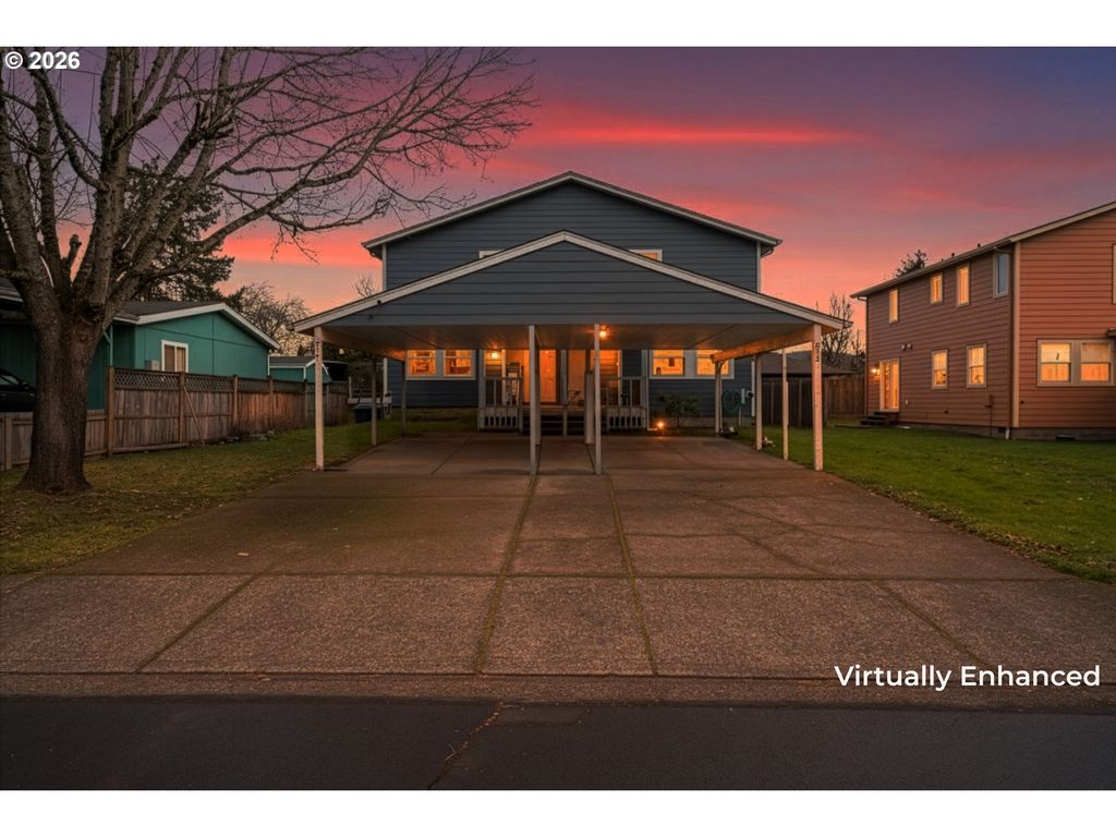 215 SMITH Loop, Springfield, OR 97478