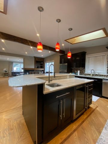 4735 Locust Avenue, Glenview, IL 60025