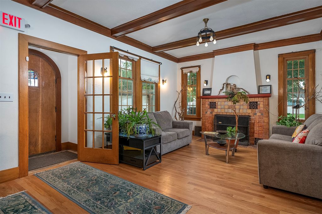 201 4th Avenue E, Polson, MT 59860 photo 2