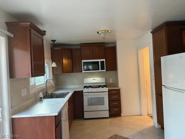 13917 Wolf Avenue, Garfield Heights, OH 44125