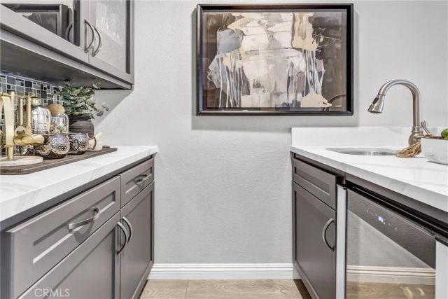 20 Farragut, Irvine, CA 92620