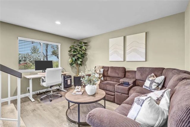 20 Farragut, Irvine, CA 92620