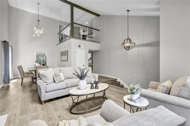 20 Farragut, Irvine, CA 92620