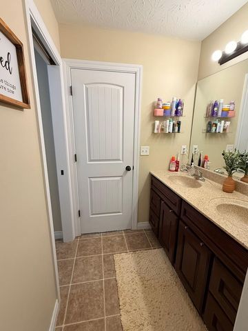 20 Hibiscus Court, Morehead, KY 40351