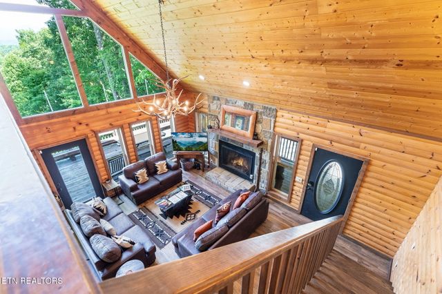531 Gatlin Drive, Gatlinburg, TN 37738