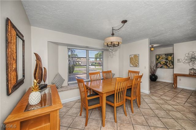 3511 SE 18th PL, Cape Coral, FL 33904