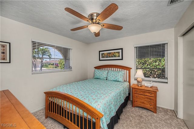 3511 SE 18th PL, Cape Coral, FL 33904