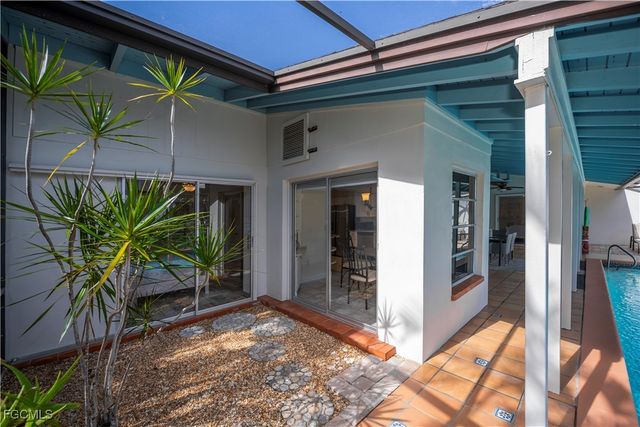 3511 SE 18th PL, Cape Coral, FL 33904