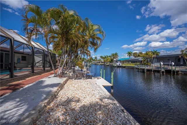 3511 SE 18th PL, Cape Coral, FL 33904