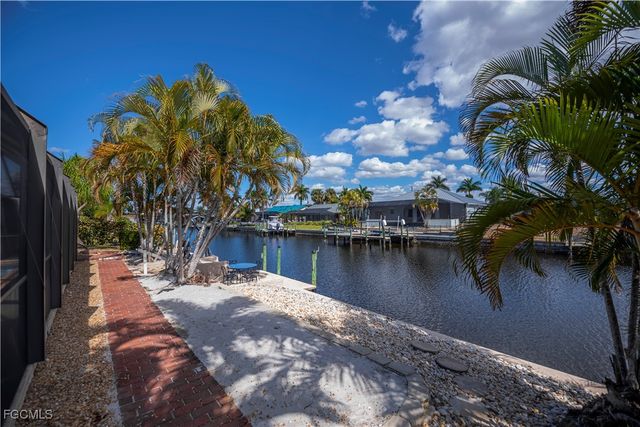 3511 SE 18th PL, Cape Coral, FL 33904