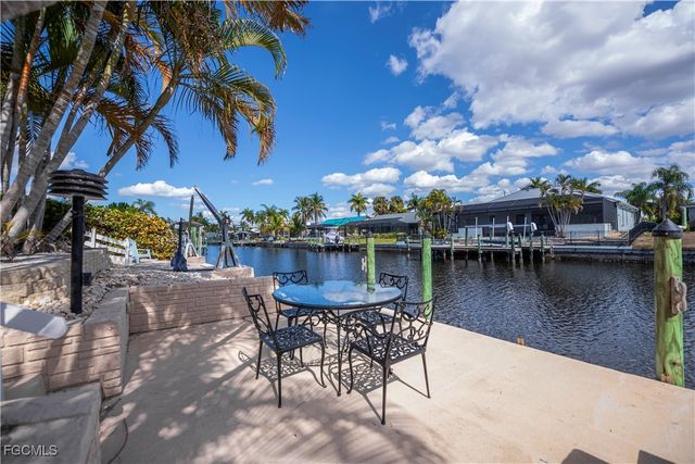 3511 SE 18th PL, Cape Coral, FL 33904