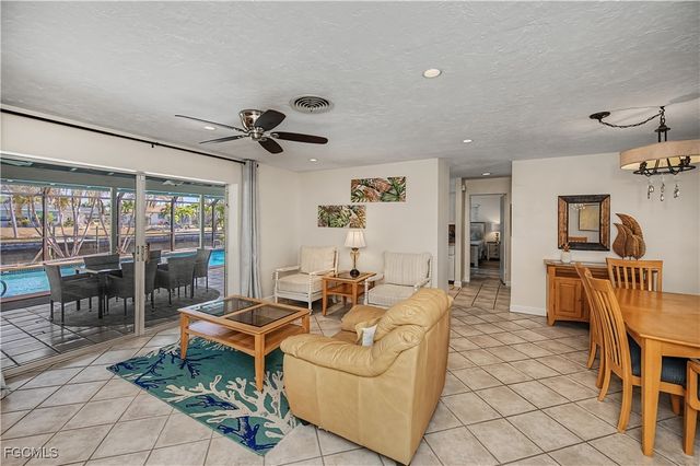 3511 SE 18th PL, Cape Coral, FL 33904