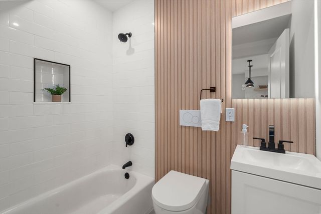 45 Bartlett Ave 45, Belmont, MA 02478