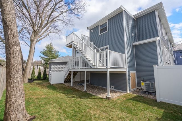 45 Bartlett Ave 45, Belmont, MA 02478