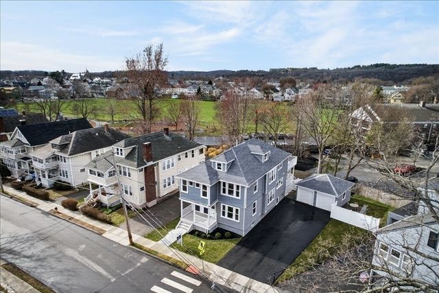 45 Bartlett Ave 45, Belmont, MA 02478