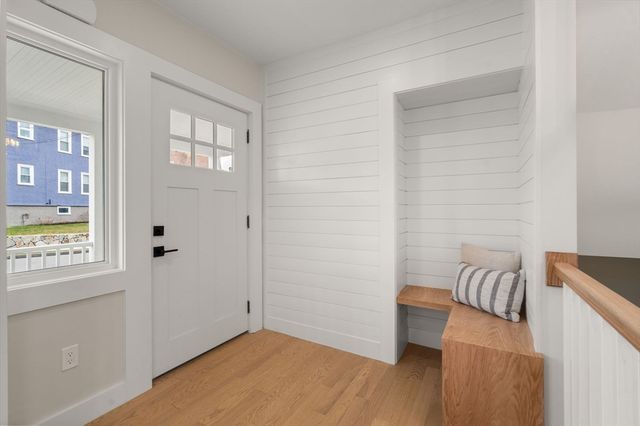 45 Bartlett Ave 45, Belmont, MA 02478