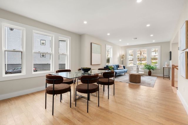 45 Bartlett Ave 45, Belmont, MA 02478