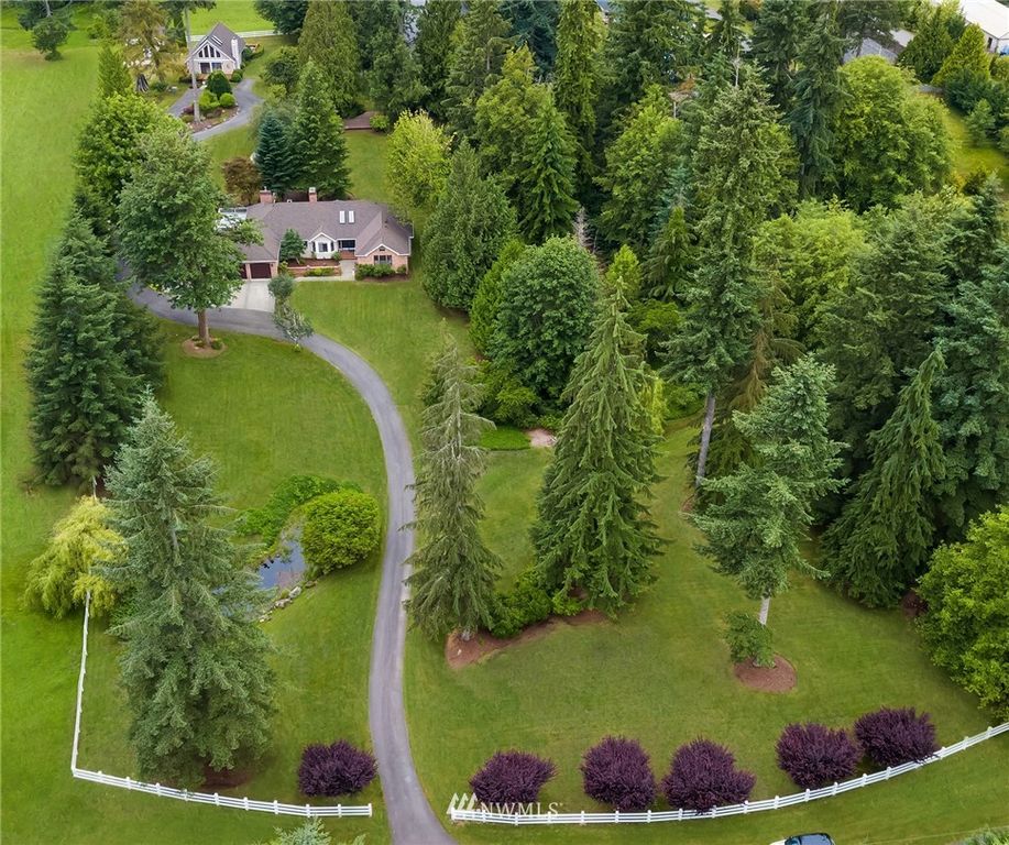 Image 1 of property listing at 20116 133rd Drive SE, Snohomish, WA 98296