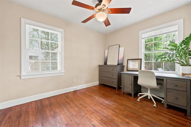 616 NW 8TH PLACE, Gainesville, FL 32601