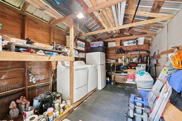 616 NW 8TH PLACE, Gainesville, FL 32601
