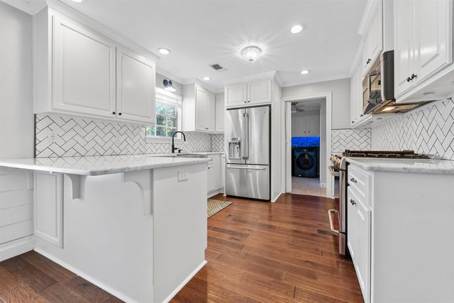 8 Dove Creek Circle, North Little Rock, AR 72116