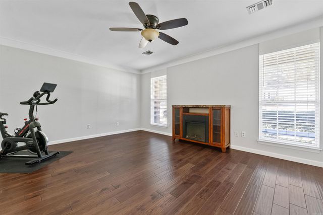 8 Dove Creek Circle, North Little Rock, AR 72116