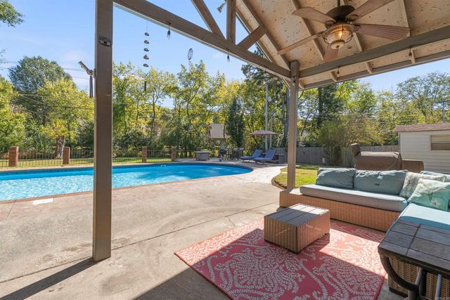 8 Dove Creek Circle, North Little Rock, AR 72116