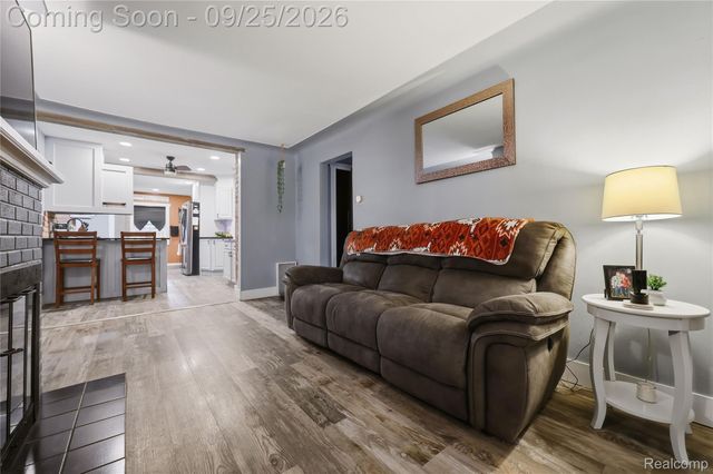 36530 Union Lake Road, Harrison Charter Township, MI 48045