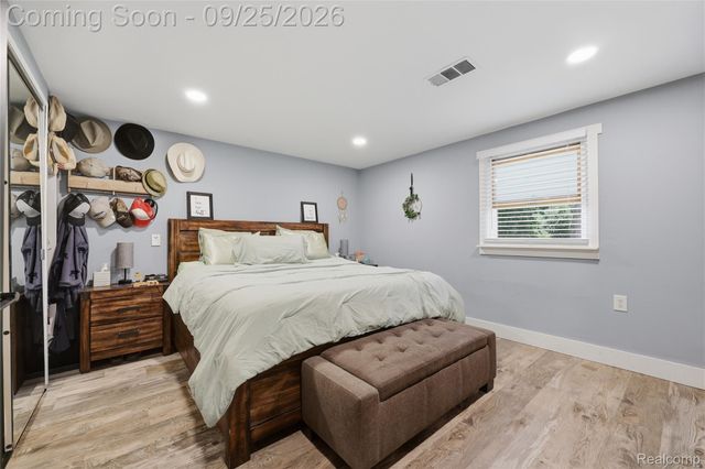 36530 Union Lake Road, Harrison Charter Township, MI 48045