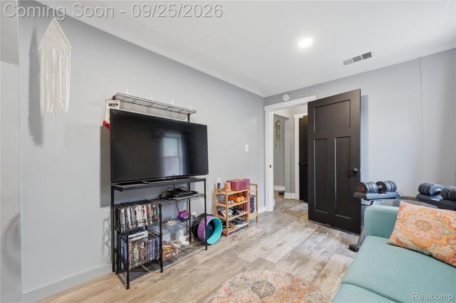 36530 Union Lake Road, Harrison Charter Township, MI 48045