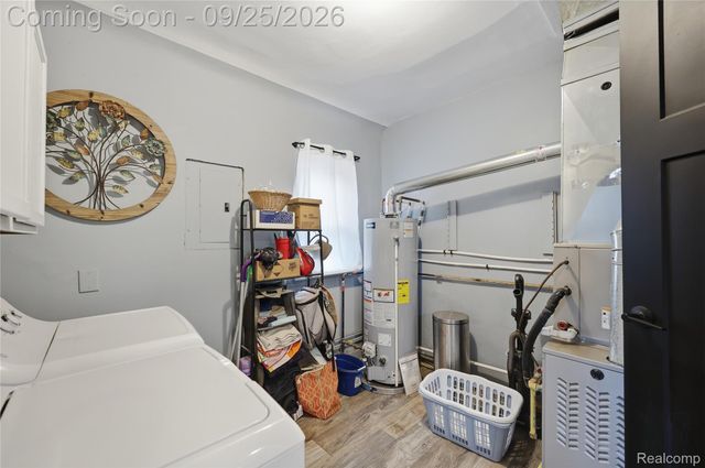 36530 Union Lake Road, Harrison Charter Township, MI 48045