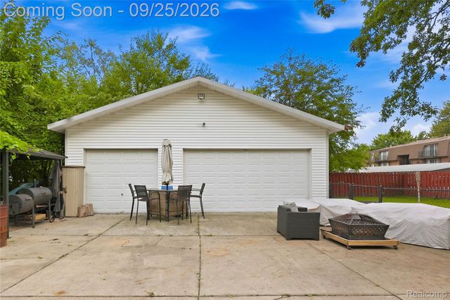 36530 Union Lake Road, Harrison Charter Township, MI 48045