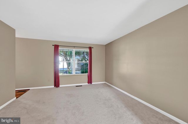 3871 YELLOWSTONE CT, Hampstead, MD 21074